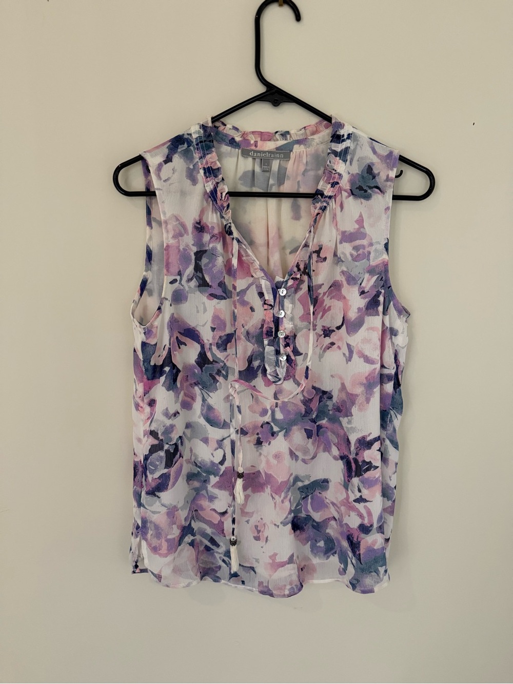 Daniel Rainn Lavender & Navy Floral Sleeveless Henley Blouse